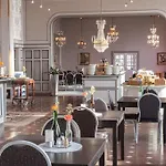 First Hotel Statt Oernskoeldsvik 