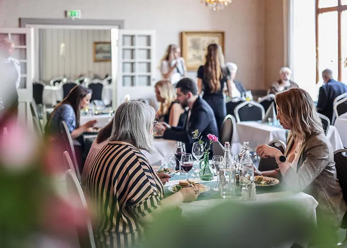 First Hotel Statt Oernskoeldsvik