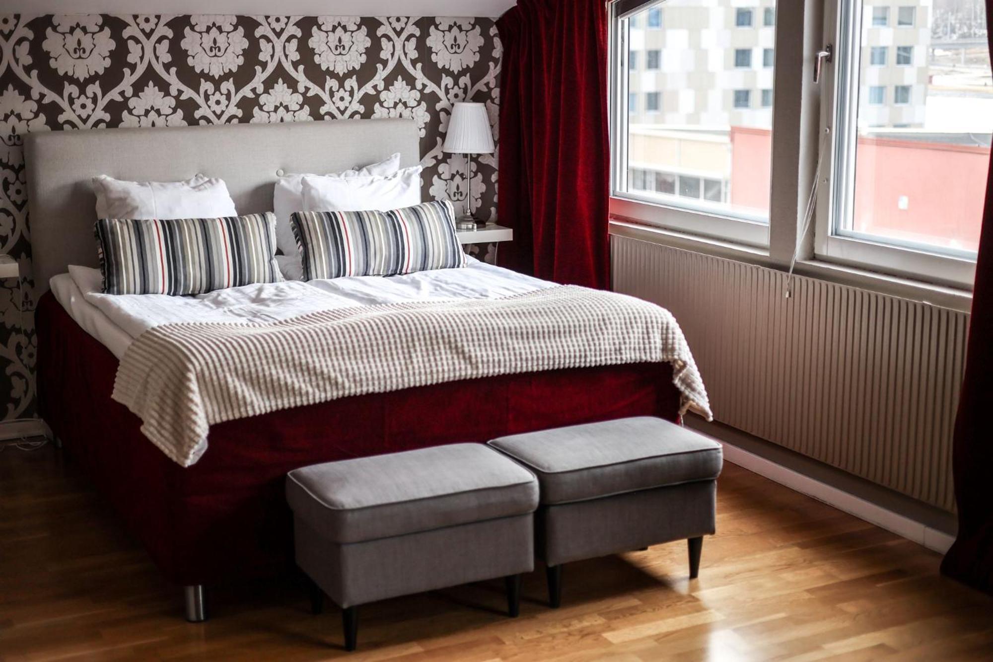 Hotel First Statt 3*